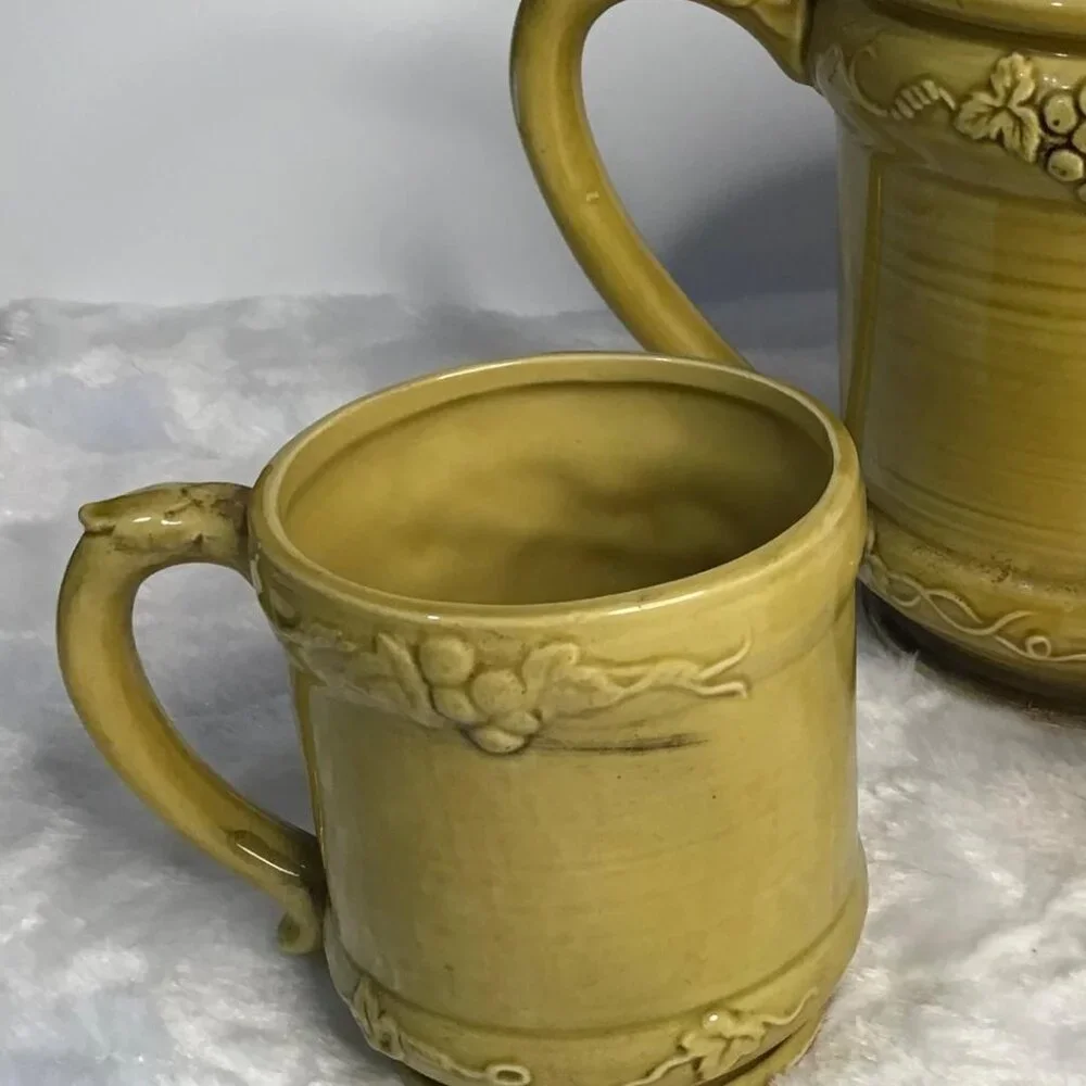 Vintage Porcelain Gold Floral Print TEAPOT with‎ Two Teacups + Canister
